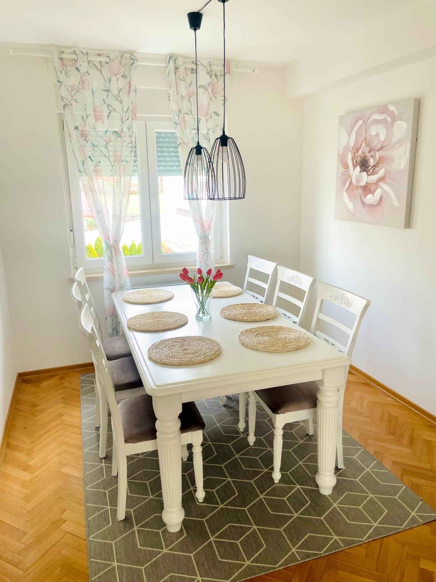 Apartman Bago Deluxe Near Zagreb Airport ヴェリカ・ゴリツァ エクステリア 写真