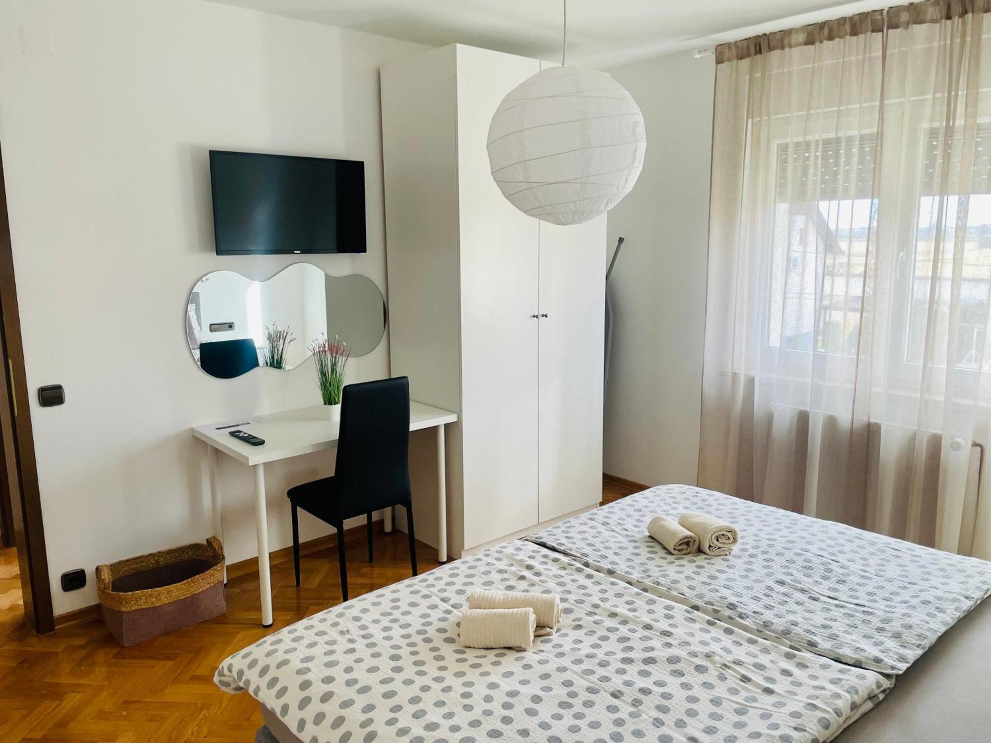 Apartman Bago Deluxe Near Zagreb Airport ヴェリカ・ゴリツァ エクステリア 写真