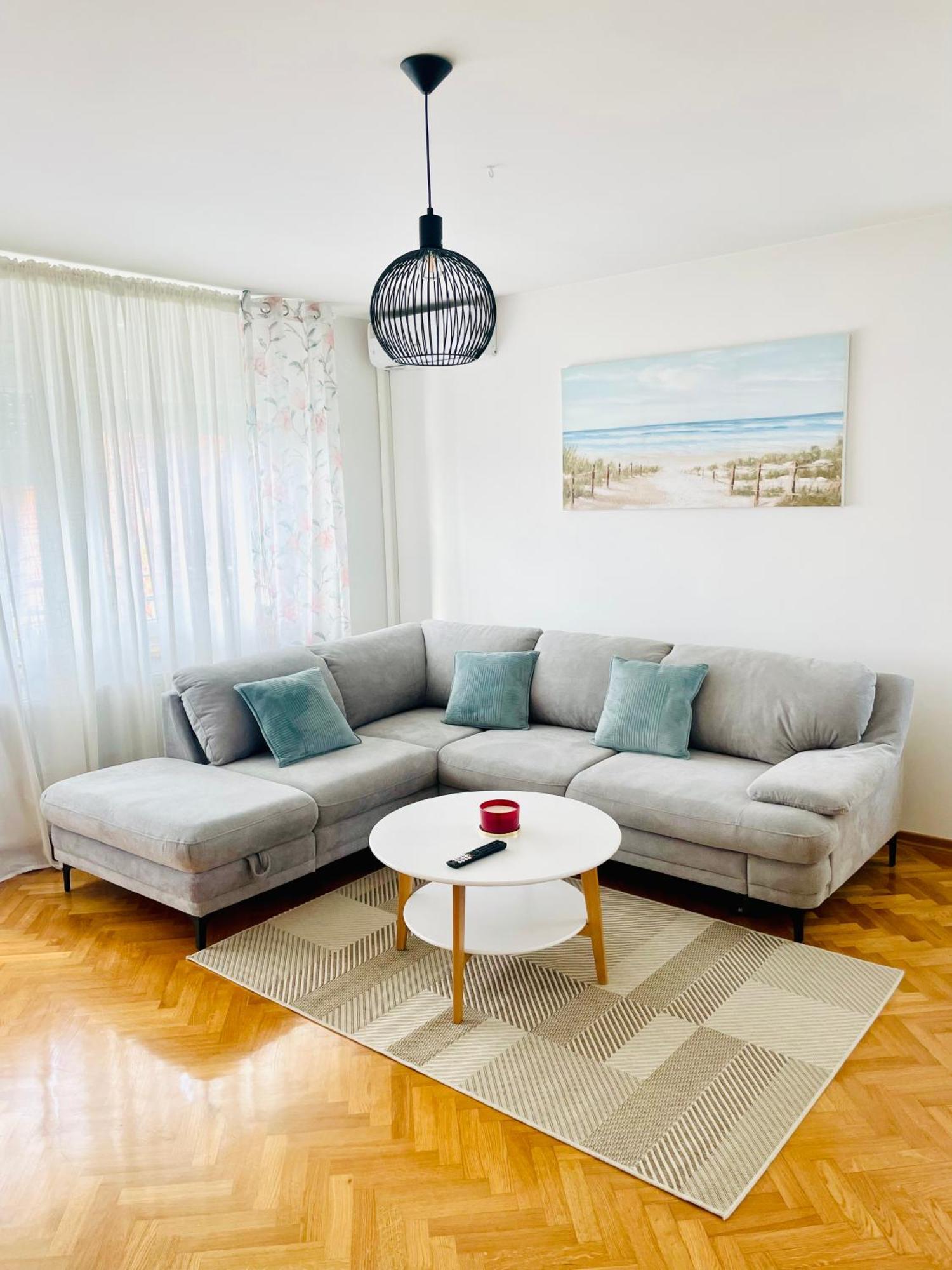 Apartman Bago Deluxe Near Zagreb Airport ヴェリカ・ゴリツァ エクステリア 写真