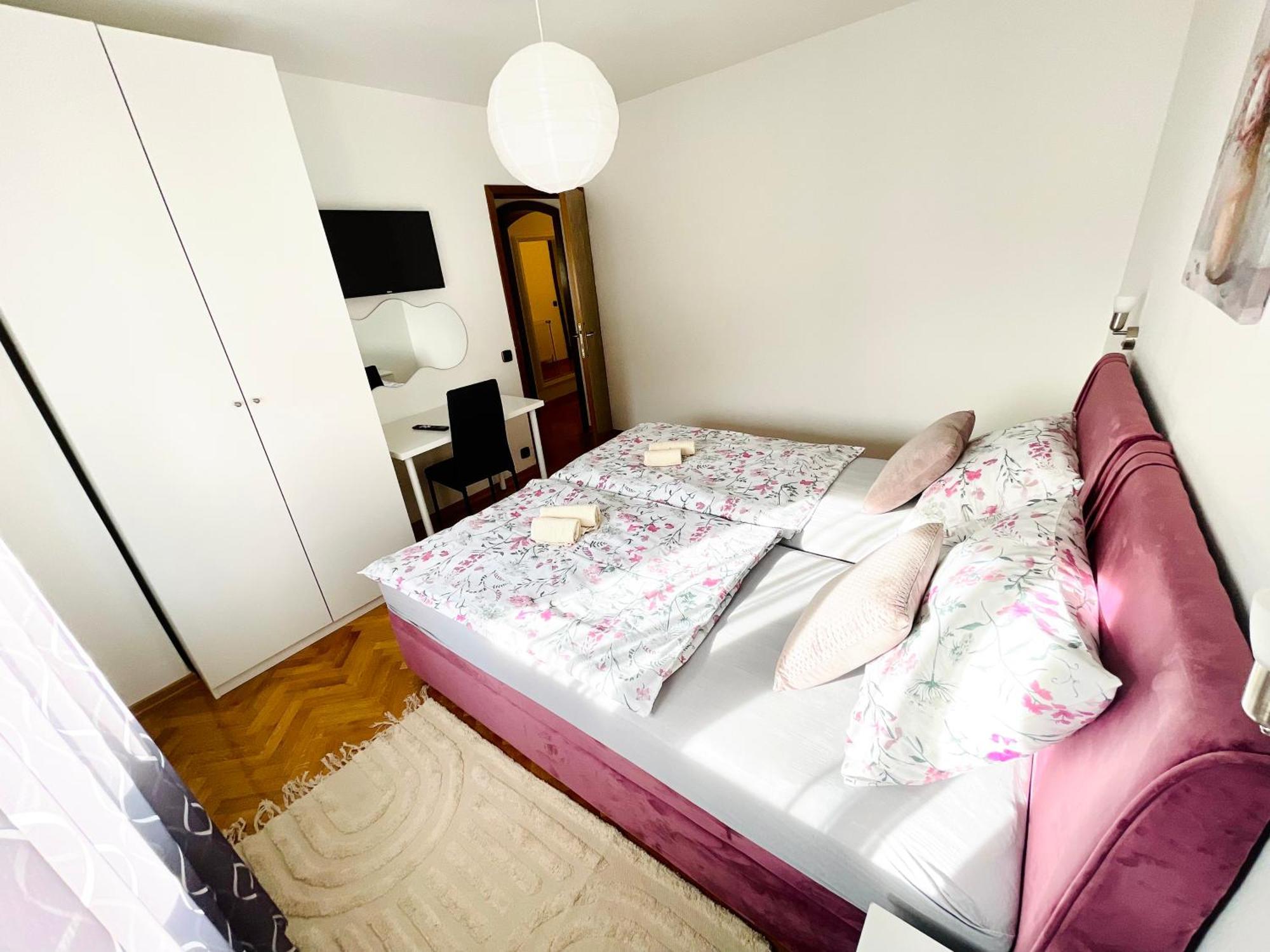 Apartman Bago Deluxe Near Zagreb Airport ヴェリカ・ゴリツァ エクステリア 写真